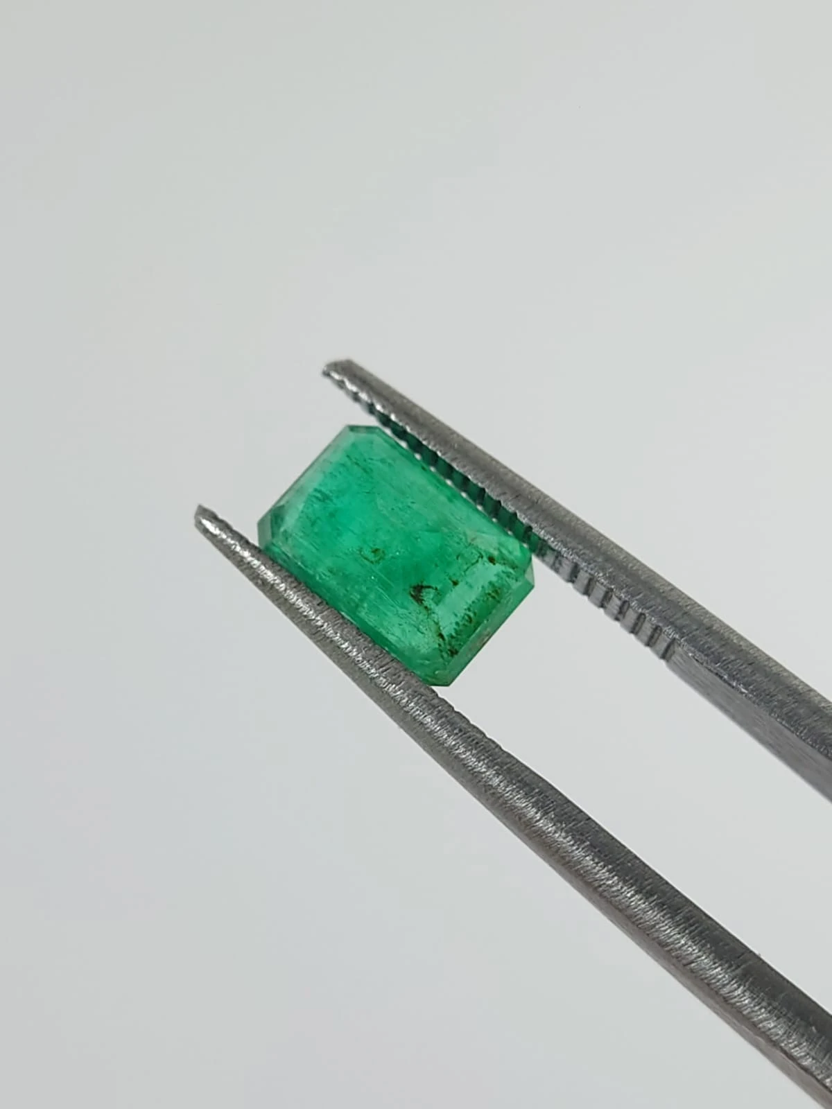 1.37ct Emerald Octagon Cut Loose Gemstone from Afghanistan — view 3